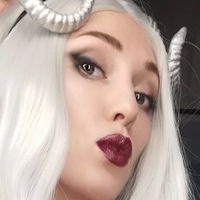 Smirka Meztelen