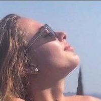 Sophia Floersch Meztelen