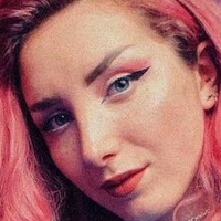 Sophie Burrell Meztelen