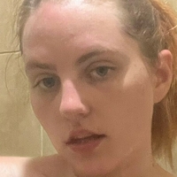 Sophie Harrold Meztelen