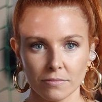 Stacey Dooley Meztelen