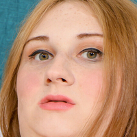 Stacie Delight Meztelen