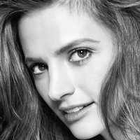 Stana Katic Meztelen