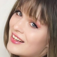 Stefani Paris Meztelen