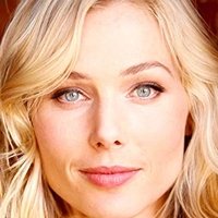 Stefanie von Pfetten Meztelen