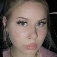 Steffihmn Meztelen
