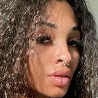 stepdaughter Meztelen