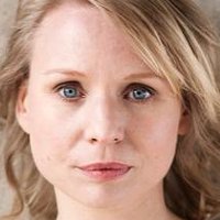 Stephanie Schönfeld Meztelen