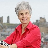 Sue Jones-Davies Meztelen