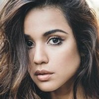 Summer Bishil Meztelen