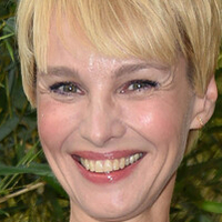 Susann Atwell Meztelen