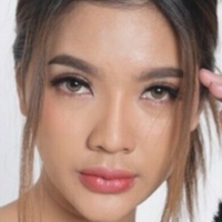 suthara Meztelen
