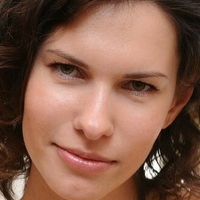 Suzanna A Meztelen