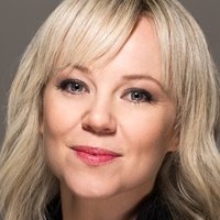 Suzannah McDonald Meztelen