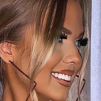 Sylvijaa Meztelen