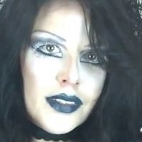 Syn DeVil Meztelen