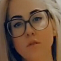 Taelorblevins Meztelen