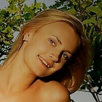 Tais Meztelen