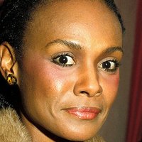 Tamara Dobson Meztelen