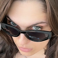 Tamina Meztelen