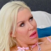 Tania Amazon Meztelen