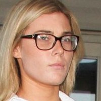 Tara King Meztelen