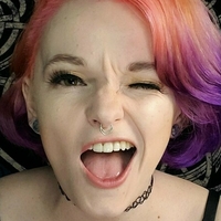 tatteasefree Meztelen