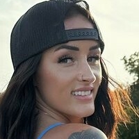 tattedlilbfitxoxovip Meztelen