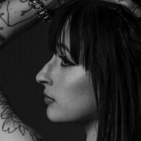Tattoopilates Meztelen