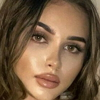 Tayler Hillss Meztelen