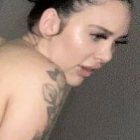 Taytatted Meztelen