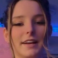 The Nicole T Meztelen
