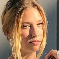 The Perfect Girl Meztelen