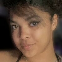 The Queen Celine Meztelen