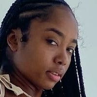 theniknikcourtney Meztelen