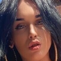 thequeen_oficial Meztelen