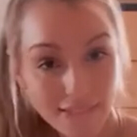 Therealbrittfitficial Meztelen