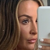 Tonileza Meztelen