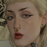 Toughboi Meztelen