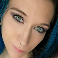 Toxic Raine Meztelen