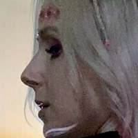 Tricia Pain Meztelen