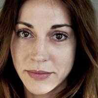 Ulrike Claudia Tscharre Meztelen