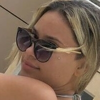 ÚNICA Meztelen