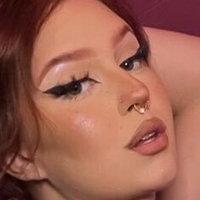 _.urcrybaby._ Meztelen