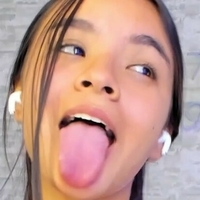 urlittlegirl_ Meztelen