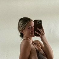 Urspicyitalian Meztelen