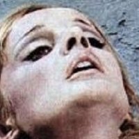 Ursula Rank Meztelen