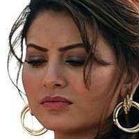 Urvashi Rautela Meztelen