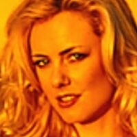 Ute Eckhardt Meztelen