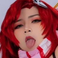 Uy Uy Meztelen